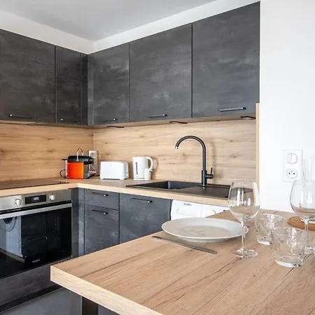 Flambant Neuf Sur Le Port Avec Parking Apartment *