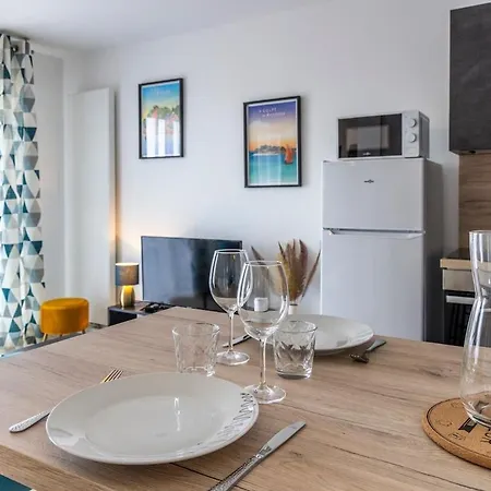 Apartment Flambant Neuf Sur Le Port Avec Parking *